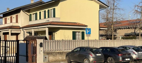 5غرفة فيلا في Grezzago, Italy رقم 14722 94