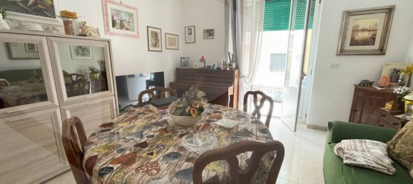 3غرفة شقة في Bari, Italy رقم 33848 10