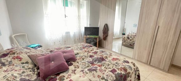 3غرفة شقة في Bari, Italy رقم 33848 19