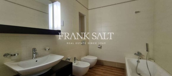 3 Schlafzimmer Wohnung in Sliema, Malta, Nr. 7580 16