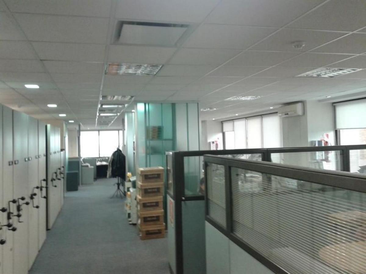 732m² Office in Buenos Aires, Argentina No. 108601