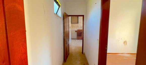 2 bedrooms Villa in Alenquer, Portugal No. 52233 6