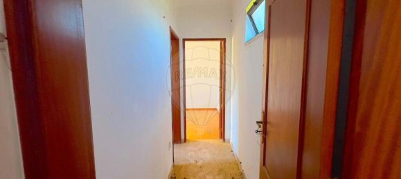 2 bedrooms Villa in Alenquer, Portugal No. 52233 5