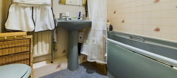 2 Schlafzimmer Haus in Bordon, United Kingdom, Nr. 13863 10