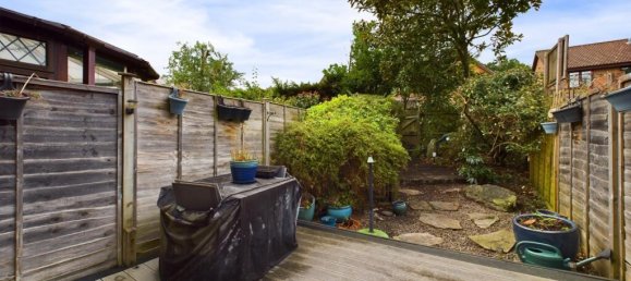 2 Schlafzimmer Haus in Bordon, United Kingdom, Nr. 13863 6