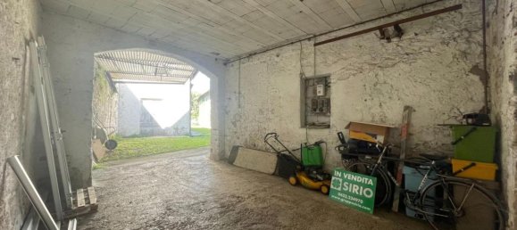 6 bedrooms House in Udine, Italy No. 322296 2