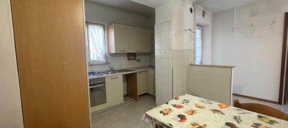 6 bedrooms House in Udine, Italy No. 322296 4