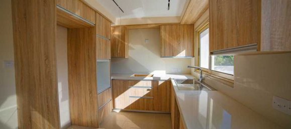 4 غرف نوم منزل في Latsia, Cyprus رقم 7131 4