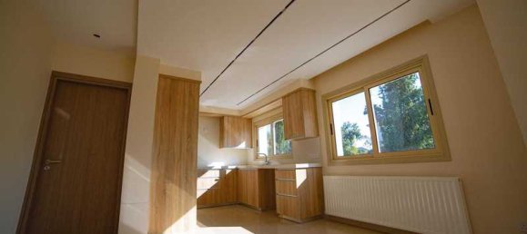 4 غرف نوم منزل في Latsia, Cyprus رقم 7131 3