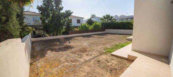 4 غرف نوم منزل في Latsia, Cyprus رقم 7131 2