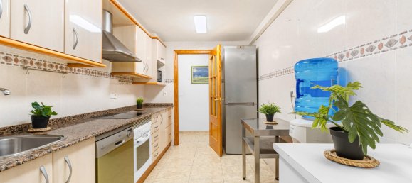 2 bedrooms Apartment in Alicante, Spain No. 143664 12