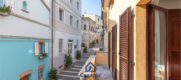 3 rooms Apartment in Numana, Italy No. 277532 7