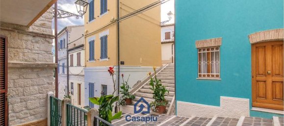 3 rooms Apartment in Numana, Italy No. 277532 6