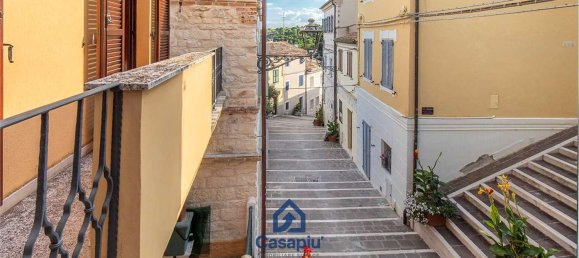 3 rooms Apartment in Numana, Italy No. 277532 2