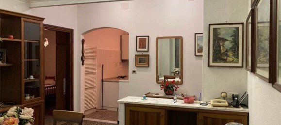 4غرفة شقة في Vado Ligure, Italy رقم 194872 10