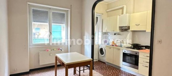 2 Schlafzimmer Wohnung in Genoa, Italy, Nr. 337237 8