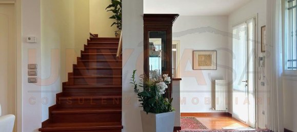 4غرفة فيلا في Padua, Italy رقم 40289 6