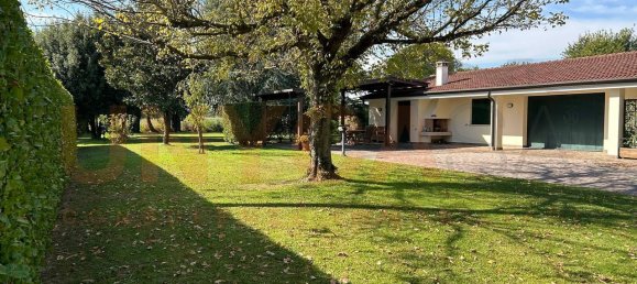 4غرفة فيلا في Padua, Italy رقم 40289 36