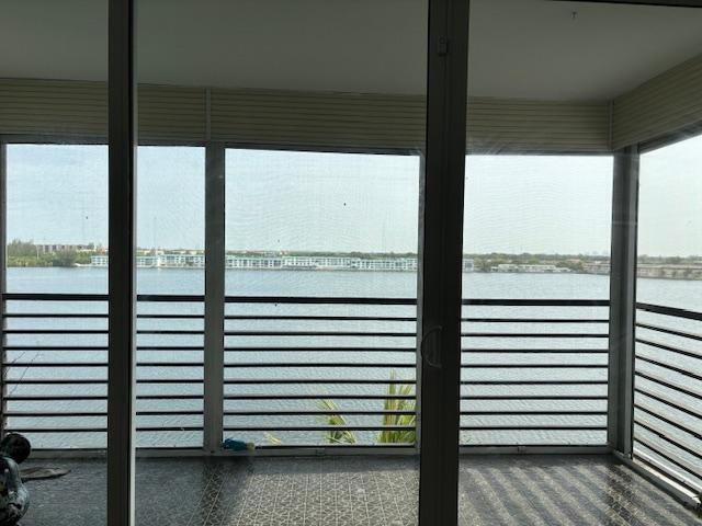 Propriedade comercial T2 em Miami, USA N.º 613804