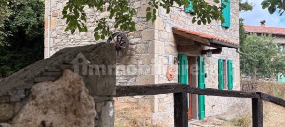 2 bedrooms House in Camugnano, Italy No. 275787 4