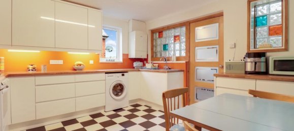 3 bedrooms House in Exmouth, United Kingdom No. 13615 4