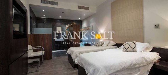 2 bedrooms Apartment in Senglea, Malta No. 4421 12