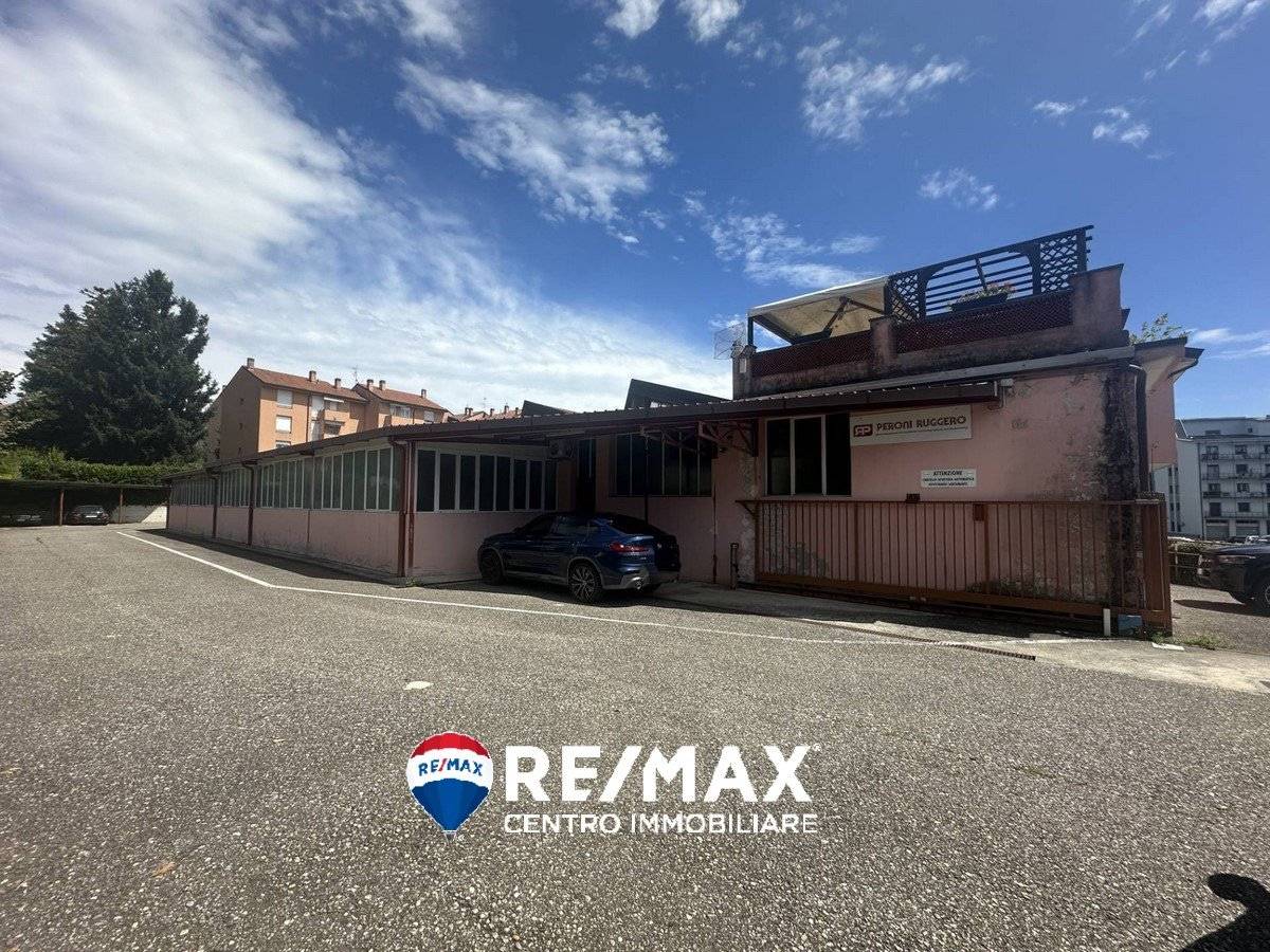  مستودع في Varese, Italy 1050متر مربع رقم 259585