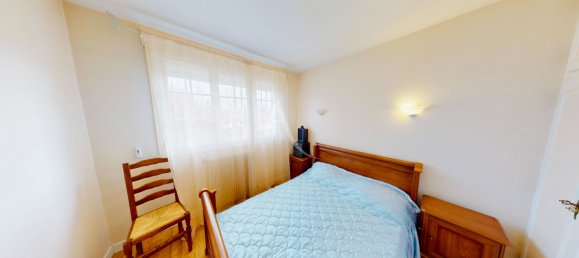 5 bedrooms House in Roissy-en-Brie, France No. 176731 9