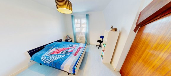 5 bedrooms House in Roissy-en-Brie, France No. 176731 12