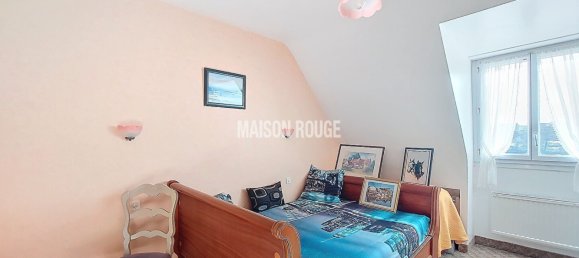 4 bedrooms Villa in Elven, France No. 208320 8