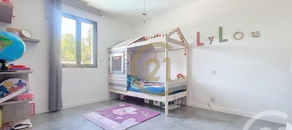 3 bedrooms Villa in Draguignan, France No. 277172 7