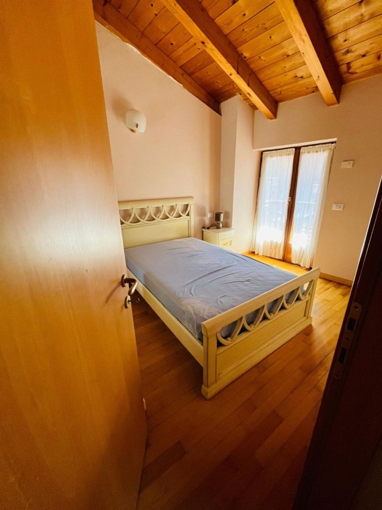 Дом с 4 спальнями в Альдено, Италия № 359225