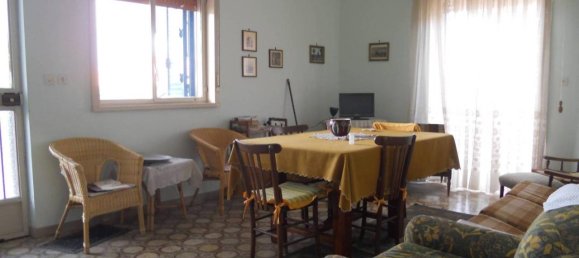 3 rooms Apartment in Trecastagni, Italy No. 25497 7