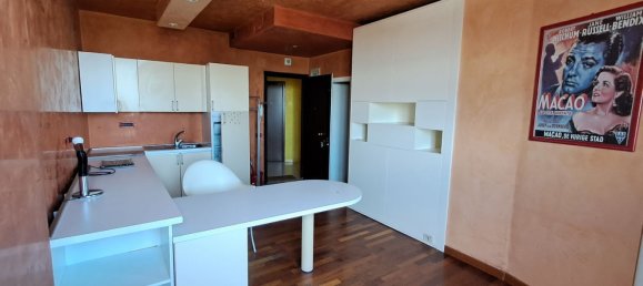 Apartamento de 2 dormitorios en Padua, Italy No. 344901 4