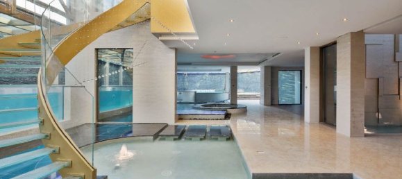 8 bedrooms Villa in Jumeirah, UAE No. 5525 2