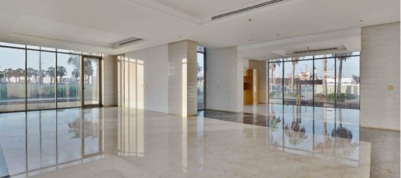 8 bedrooms Villa in Jumeirah, UAE No. 5525 17