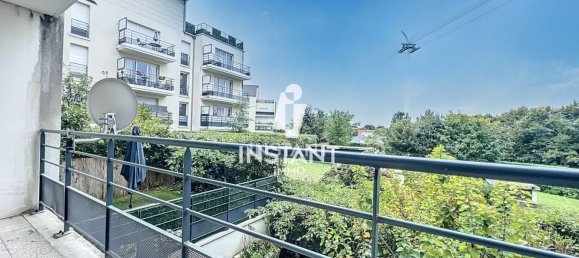 1 bedroom Apartment in Creteil, France No. 178925 2