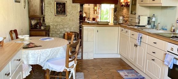 2 chambres Maison à Saint-Porchaire, France No. 100967 5