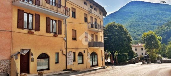 Квартира с 2 спальнями в Гвальдо Тадино, Италия № 357074 2