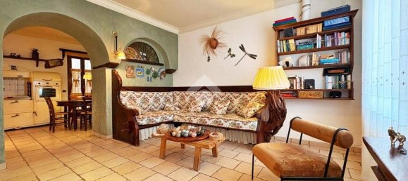 Квартира с 2 спальнями в Гвальдо Тадино, Италия № 357074 11