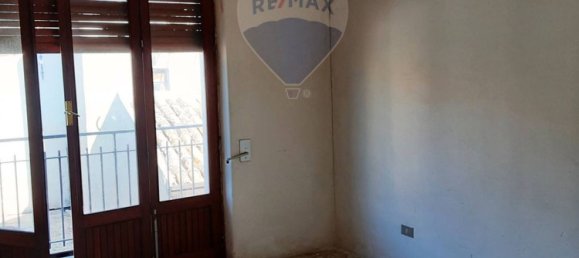 Дом с 6 комнатами в Санта Мария ди Ликодия, Италия № 287332 8