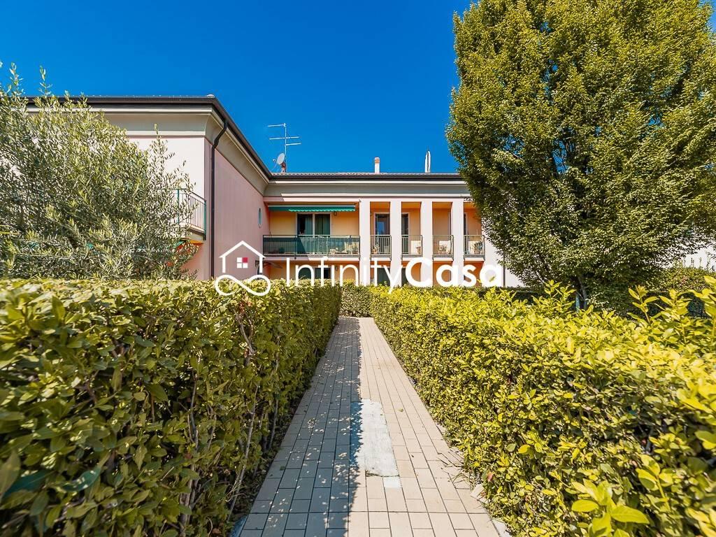 Apartamento de 2 divisões em Cavaion Veronese, Italy N.º 37287