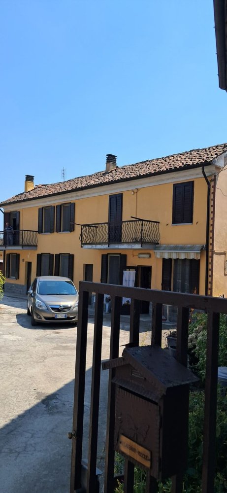 Casa de 6 dormitorios en Sant'Angelo Lodigiano, Italy No. 363373