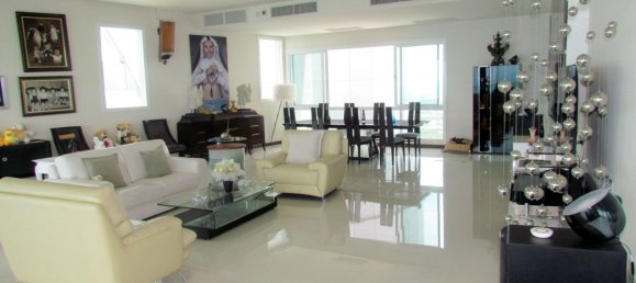 4 bedrooms Condo in Pattaya, Thailand No. 19364 10