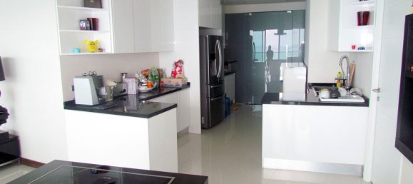 4 bedrooms Condo in Pattaya, Thailand No. 19364 5