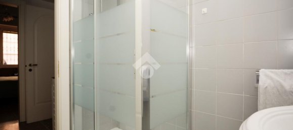 1 bedroom Apartment in Rome, Italy No. 371406 16