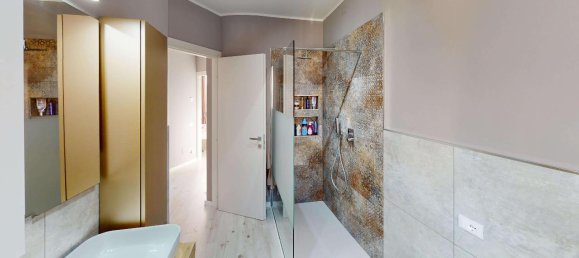 Casa de 5 divisões em Fornovo San Giovanni, Italy N.º 31692 74