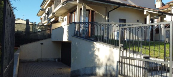 Casa de 5 divisões em Fornovo San Giovanni, Italy N.º 31692 8