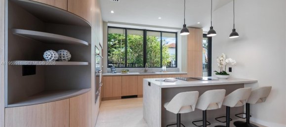 4 dormitorios dúplex en venta en Miami, Miami-Dade, Florida, USA № 615709 20