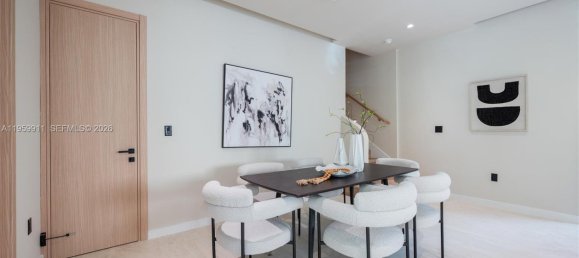 4 dormitorios dúplex en venta en Miami, Miami-Dade, Florida, USA № 615709 17